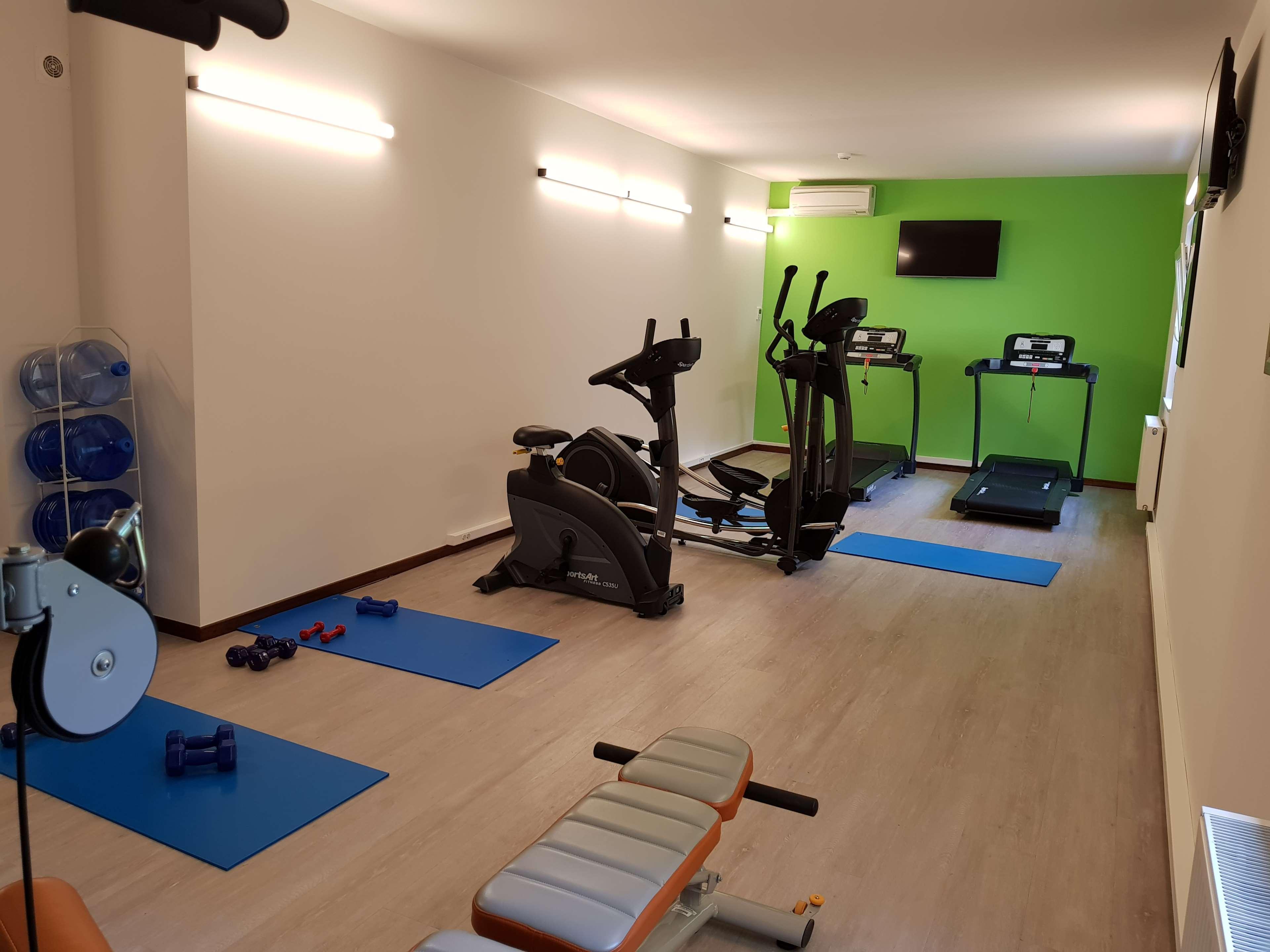 Отель Ibis Styles Charleroi Airport Aero 44 Экстерьер фото