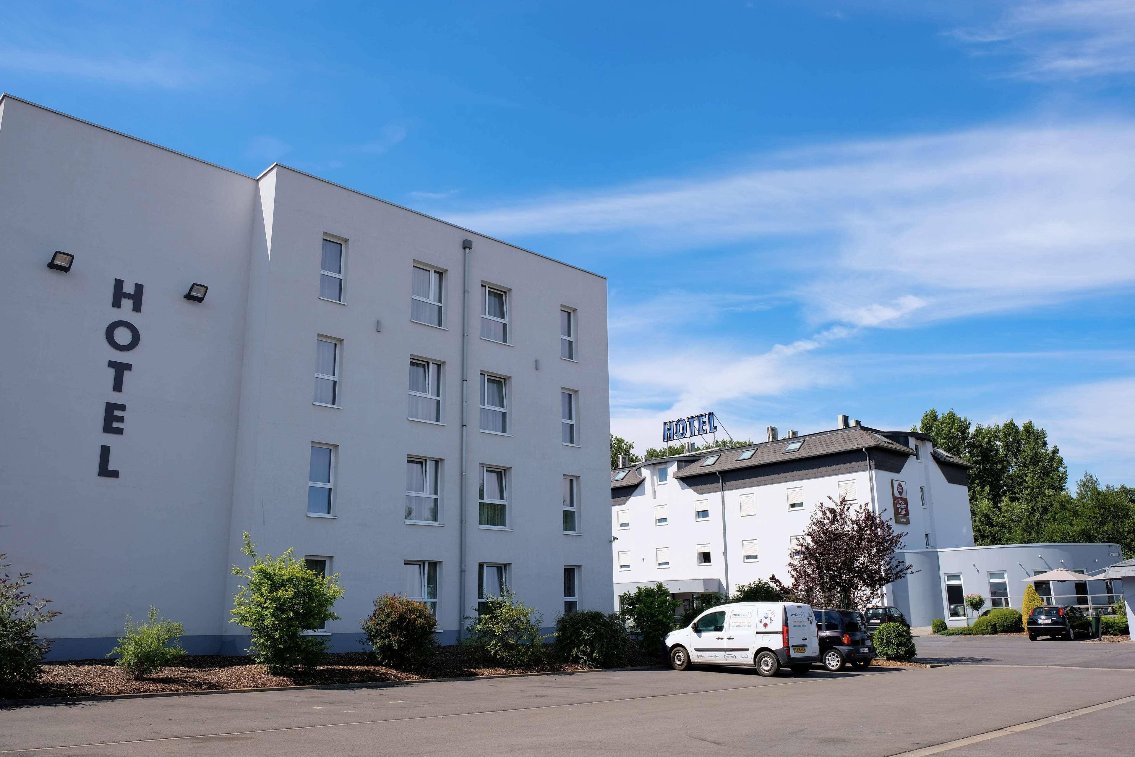 Отель Ibis Styles Charleroi Airport Aero 44 Экстерьер фото