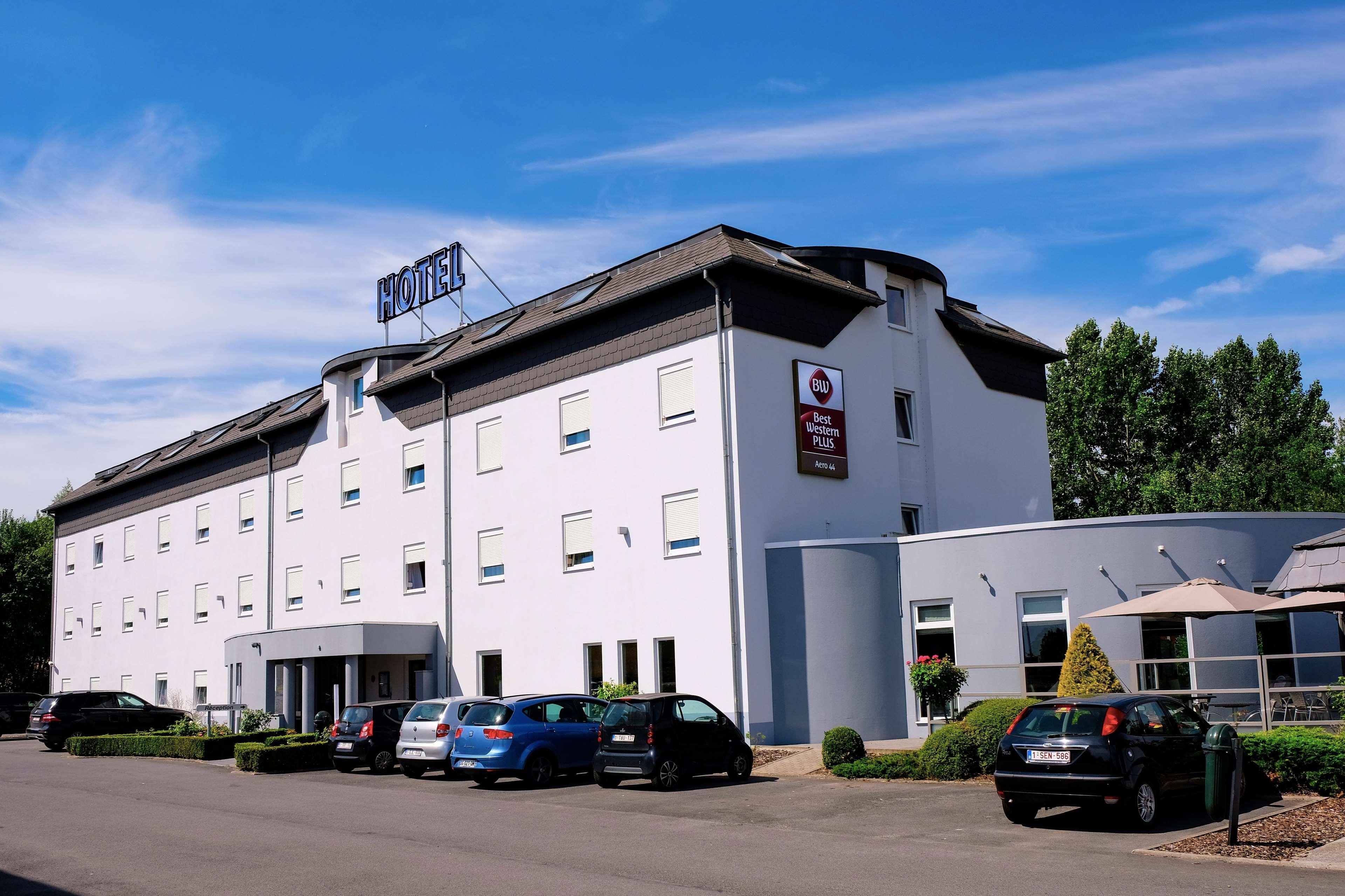 Отель Ibis Styles Charleroi Airport Aero 44 Экстерьер фото